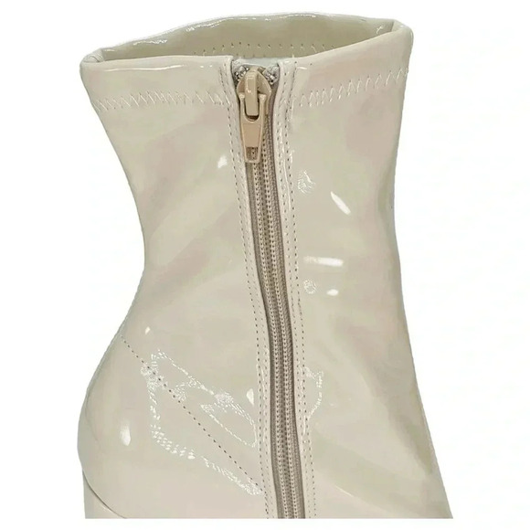 Journee Collection Veralee Ivory Womens Sock Booties Size 6.5M - Picture 7 of 11